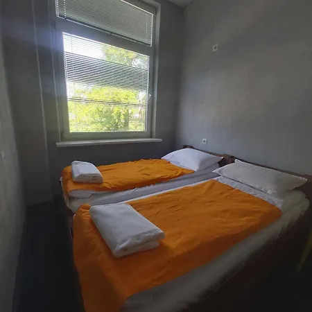 Hostel Estrella *