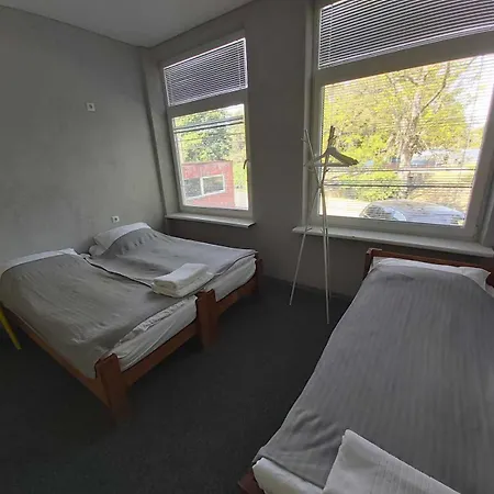 Estrella Hostel *