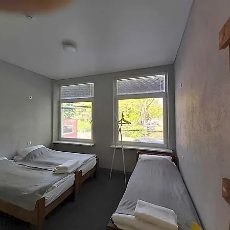Estrella Hostel *